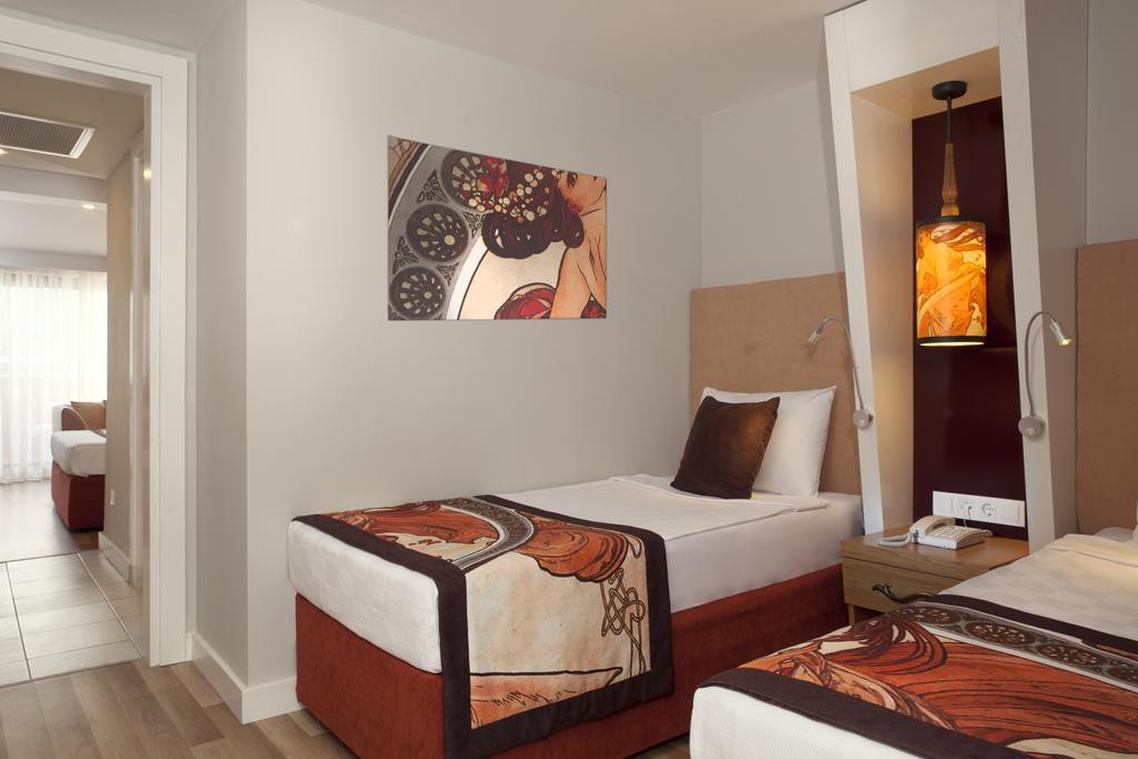 Otel Orange Palace 5*