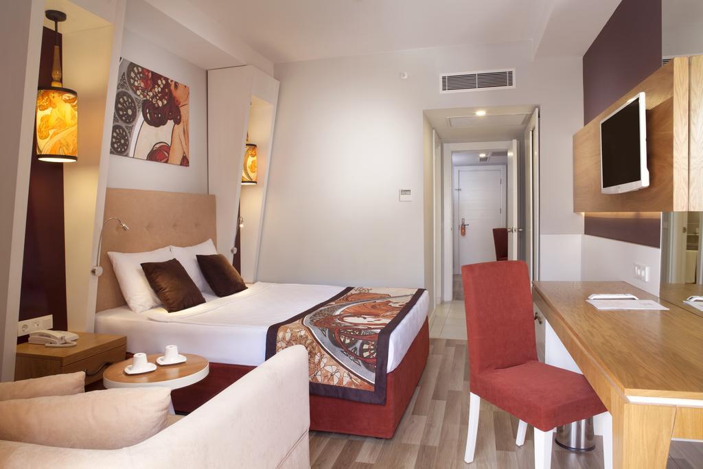 Orange Palace Otel 5*